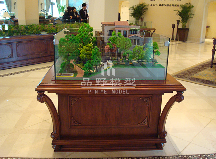 龍湖—?jiǎng)e墅